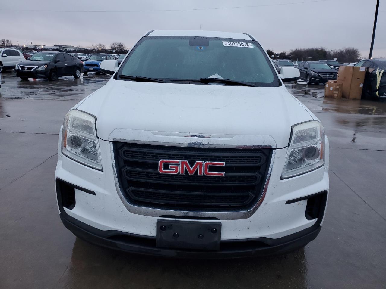 2017 GMC Terrain - Image 5