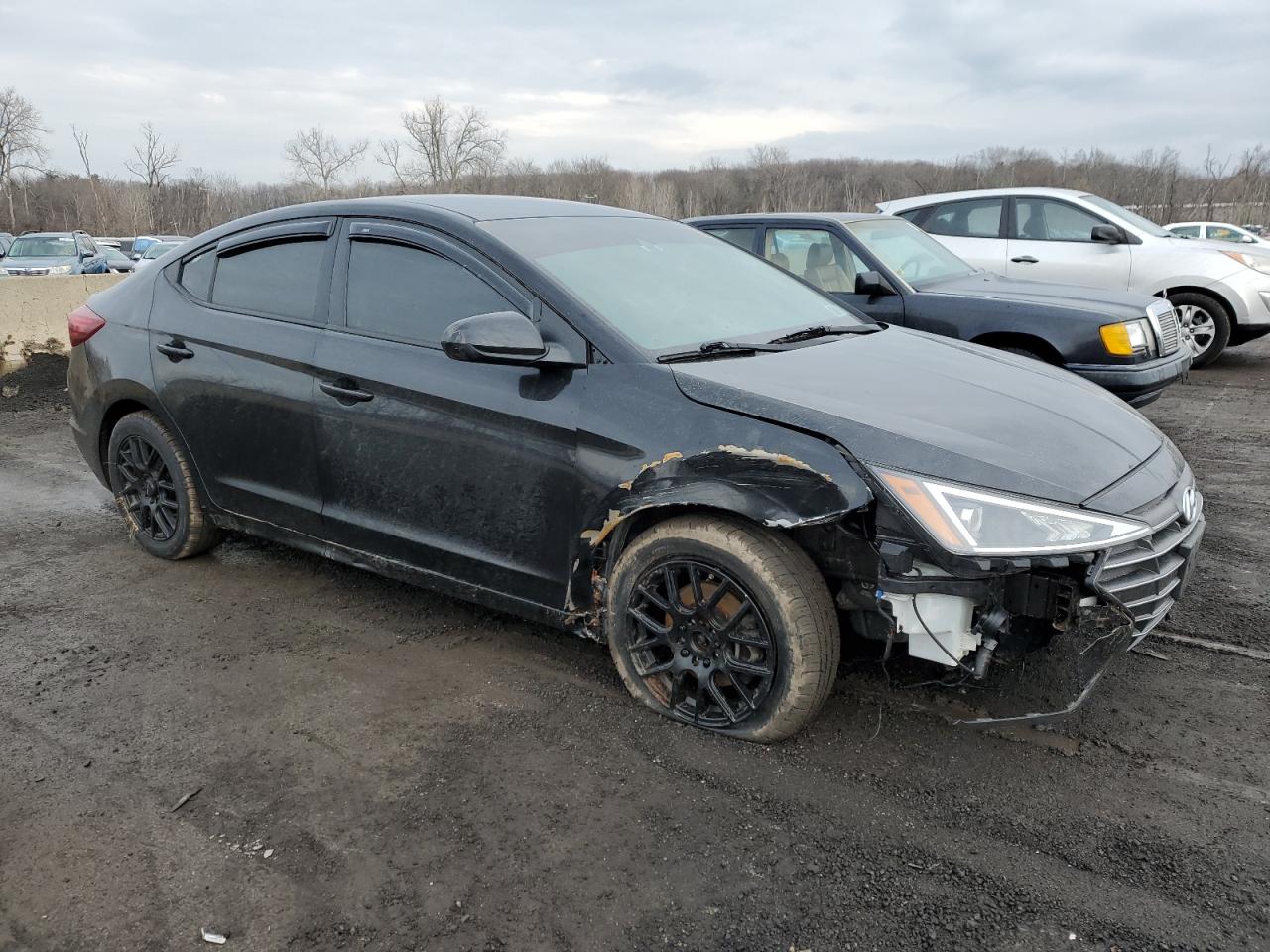 2020 Hyundai Elantra - Image 4