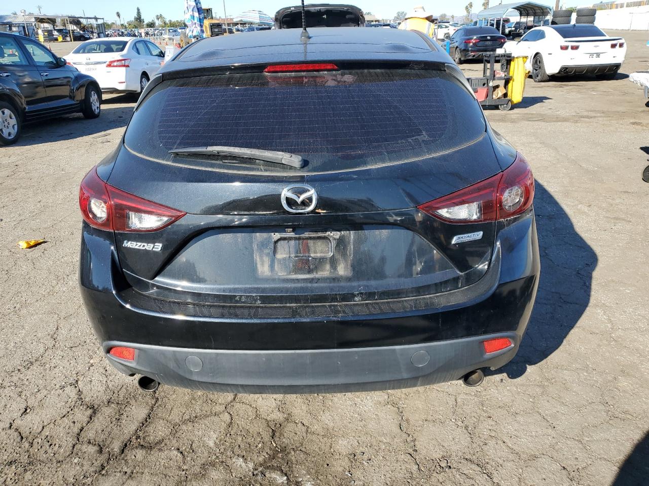 2016 Mazda 3 - Image 6