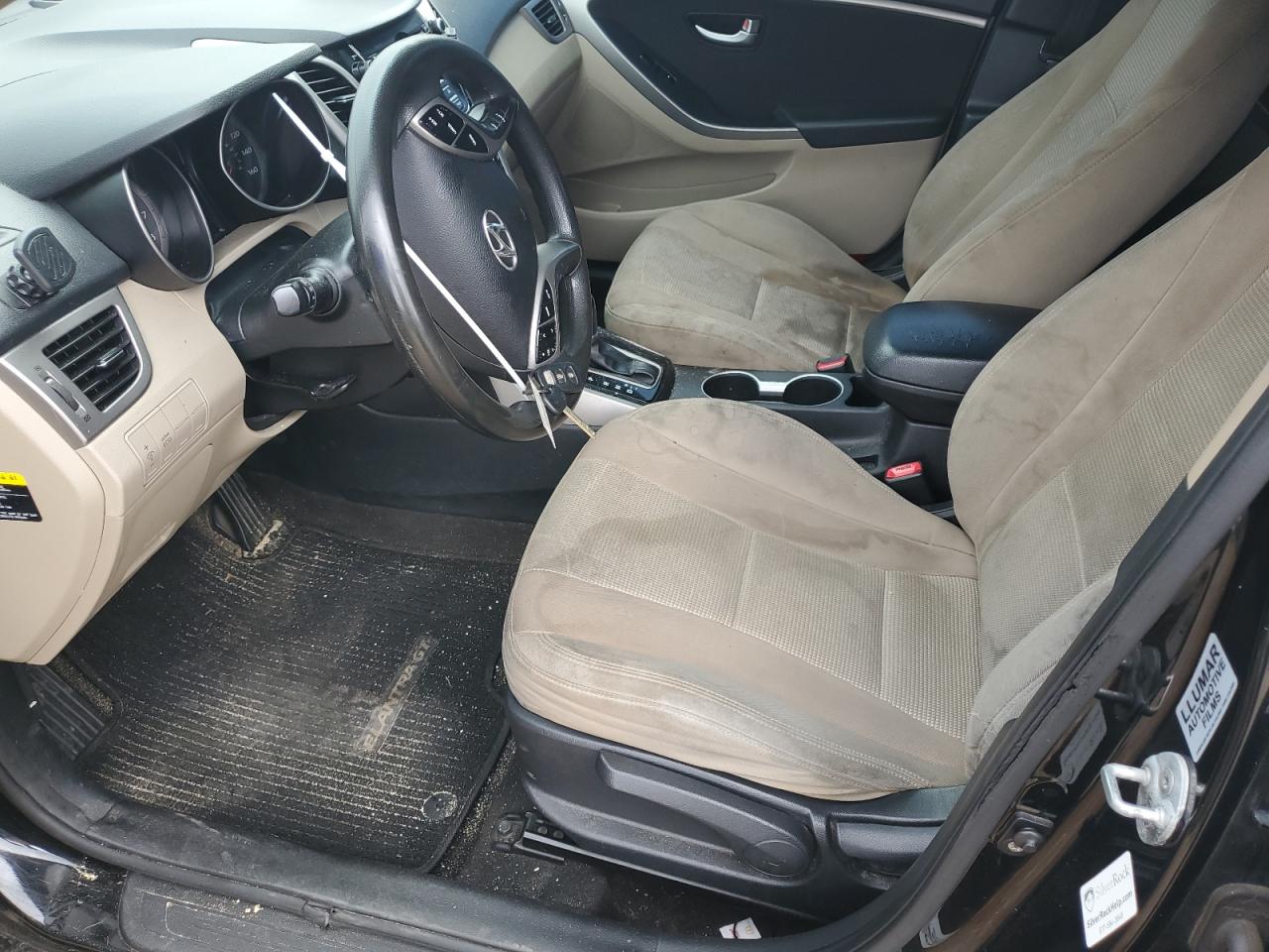 2016 Hyundai Elantra - Image 7