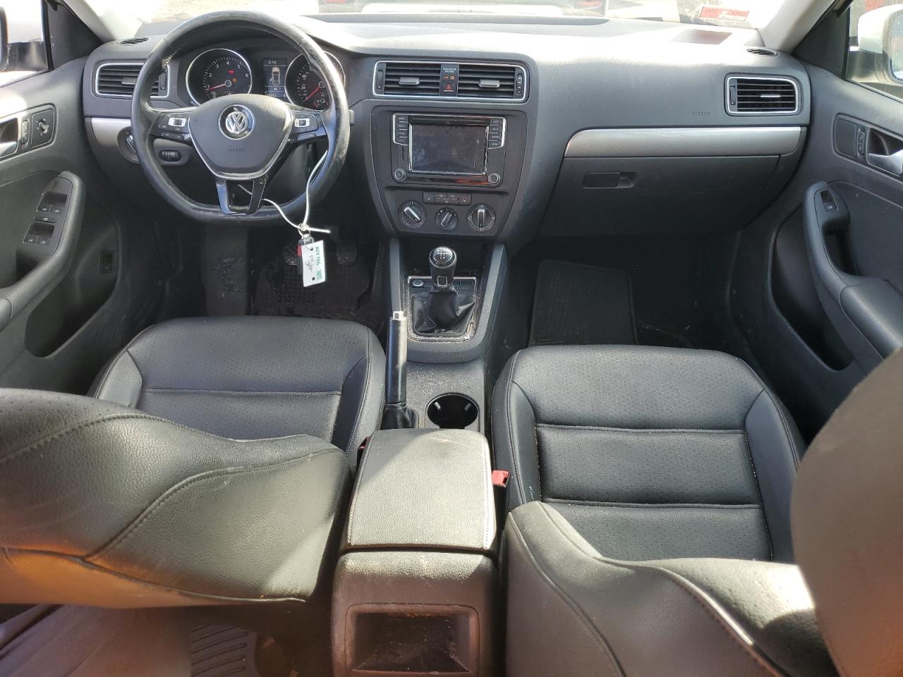 2017 Volkswagen Jetta - Image 8