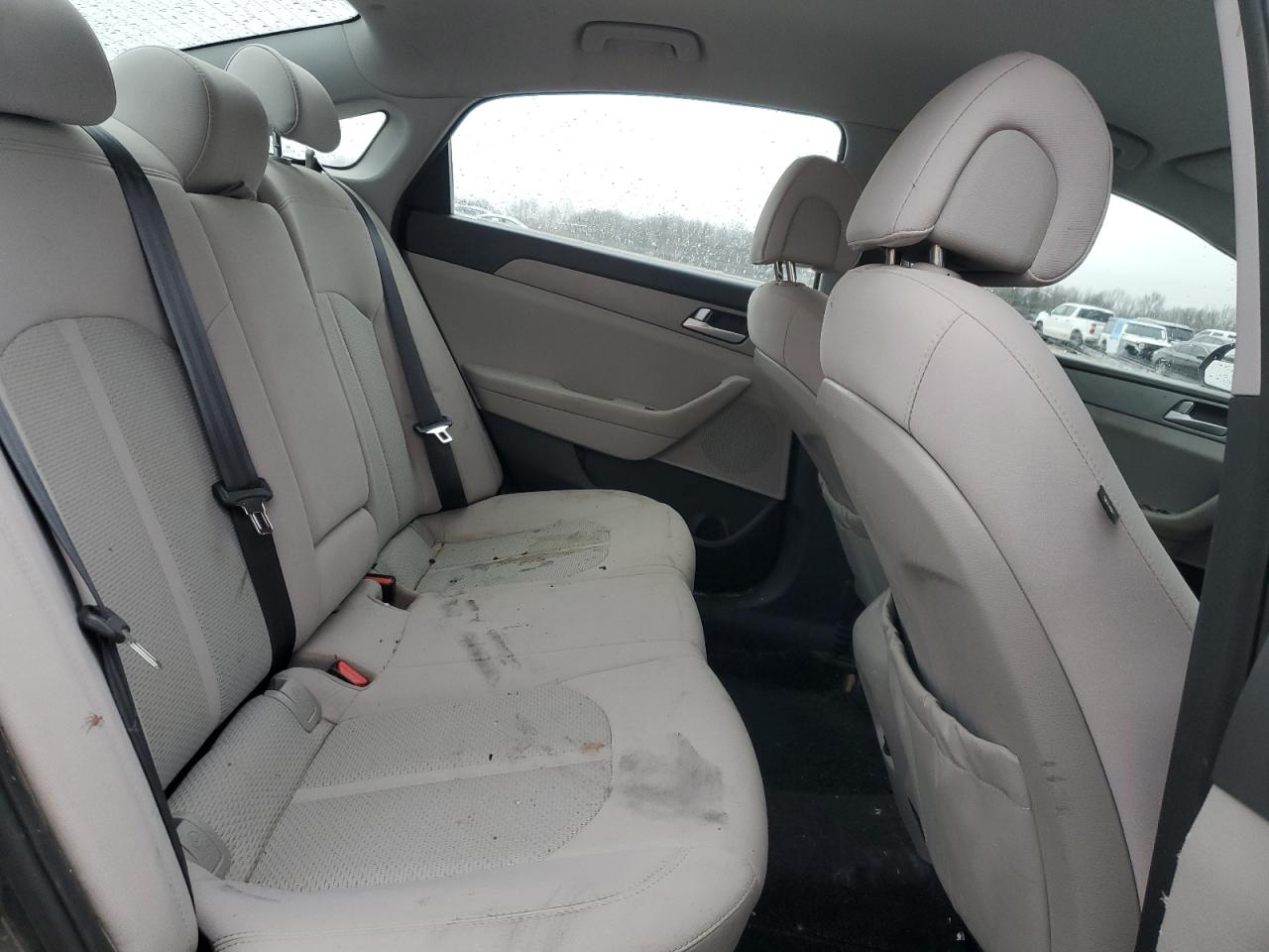 2016 Hyundai Sonata - Image 10