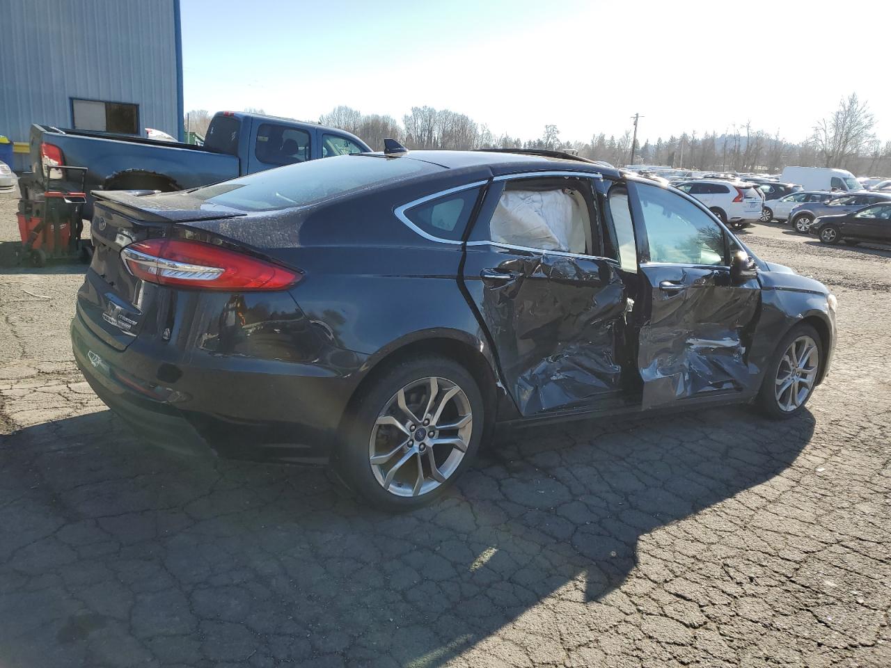 2020 Ford Fusion - Image 3
