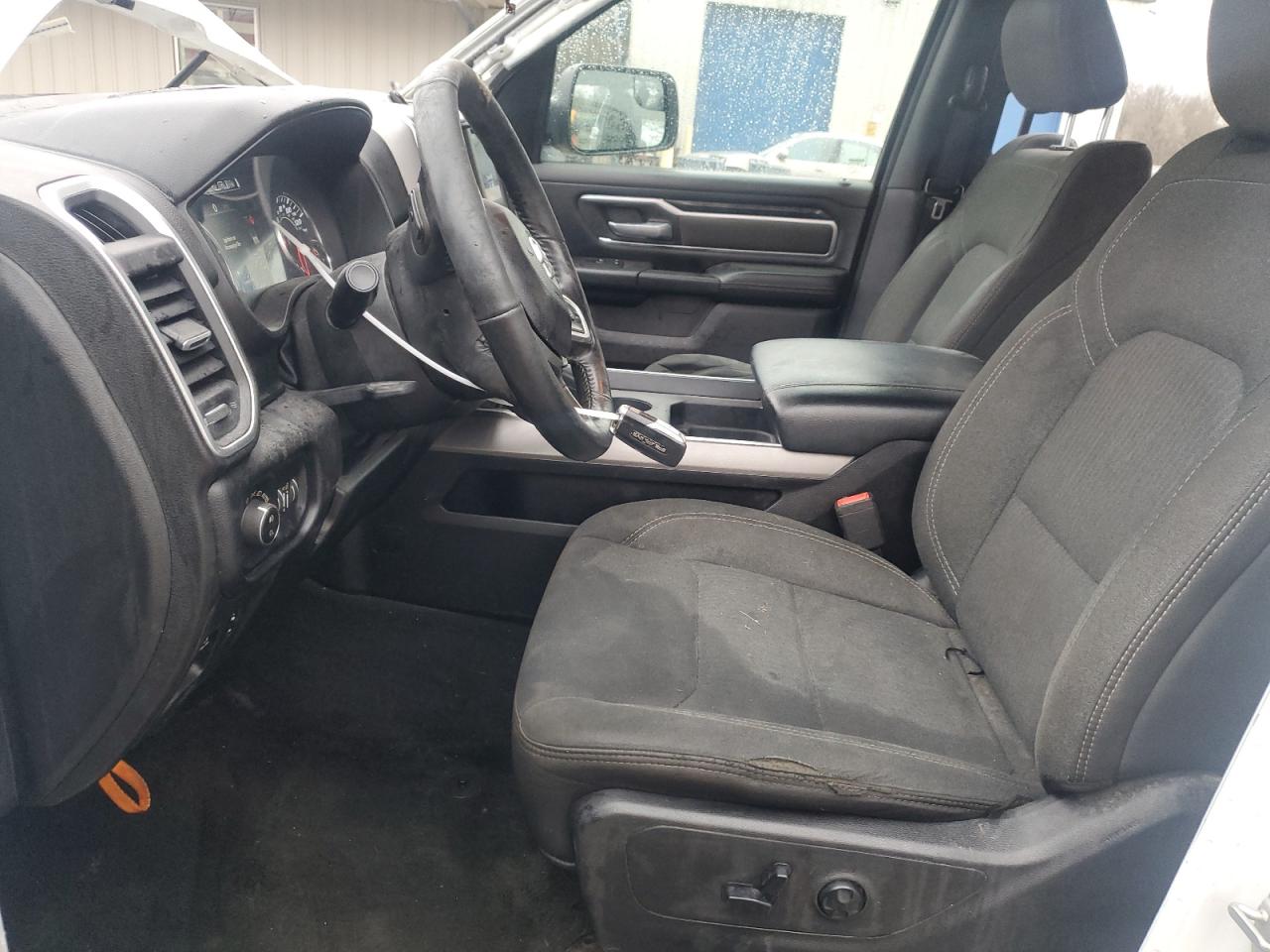 2019 RAM 1500 - Image 7
