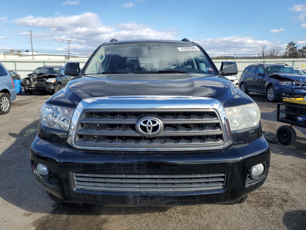 2013 Toyota Sequoia - Image 5