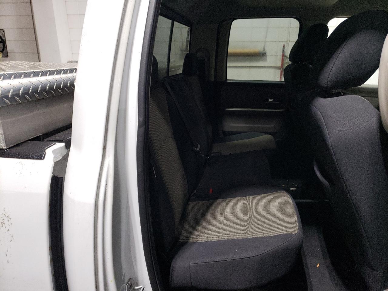 2010 Dodge RAM - Image 10