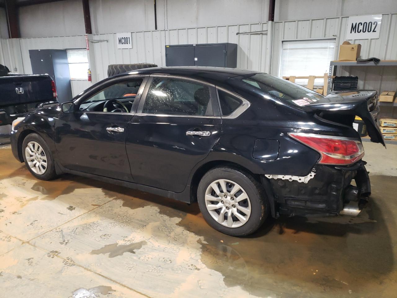 2014 Nissan Altima - Image 2