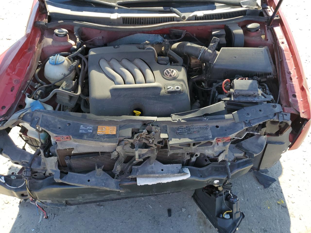 2005 Volkswagen Jetta - Image 13