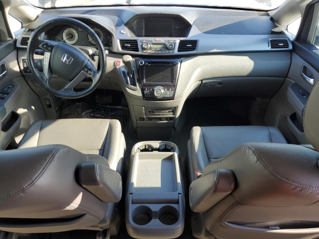 2014 Honda Odyssey - Image 8