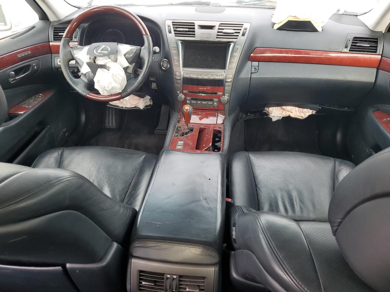 2008 Lexus LS - Image 8