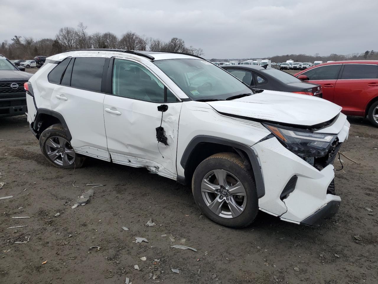 2022 Toyota RAV 4 - Image 4