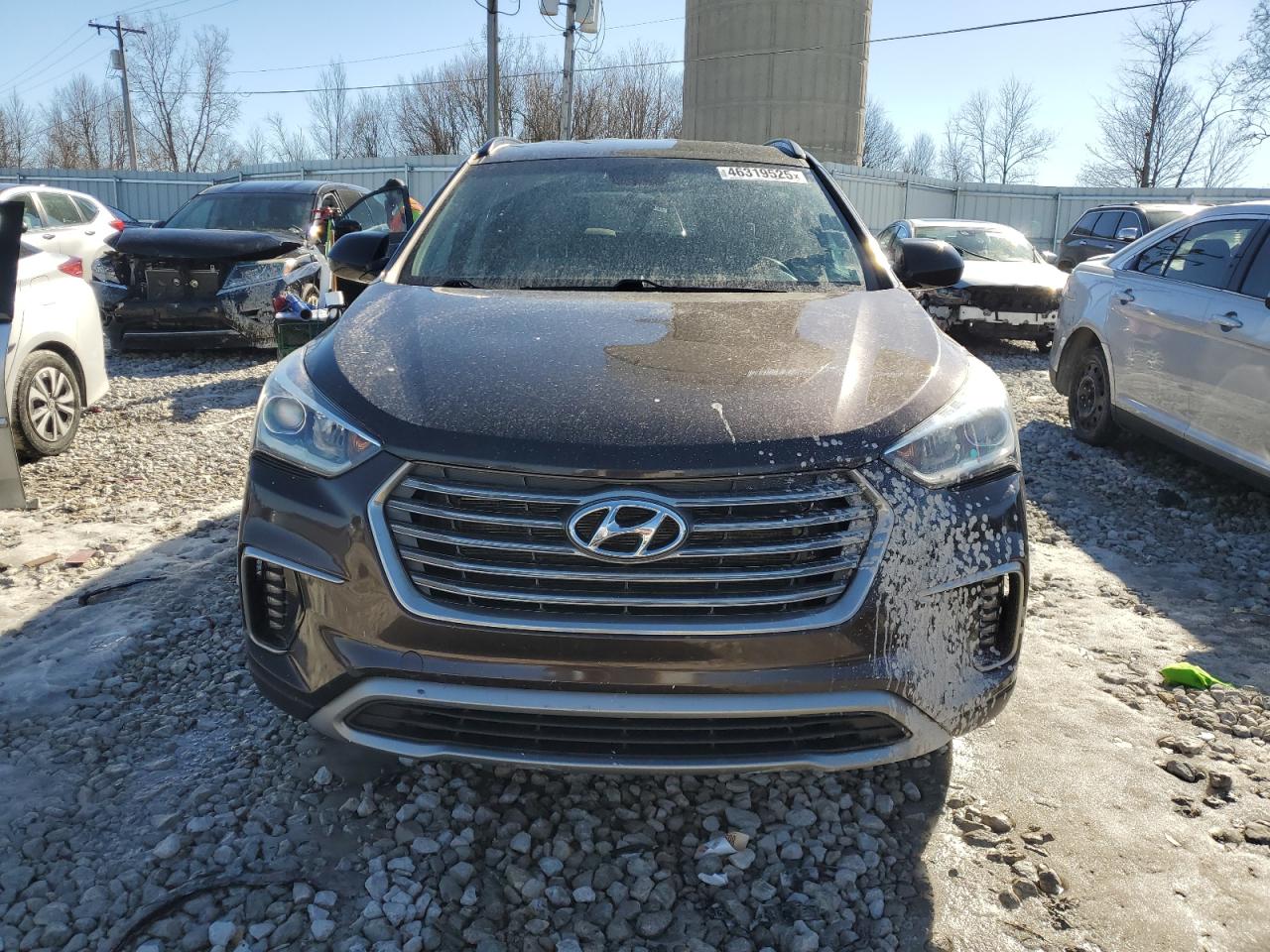 2017 Hyundai Santa Fe - Image 5