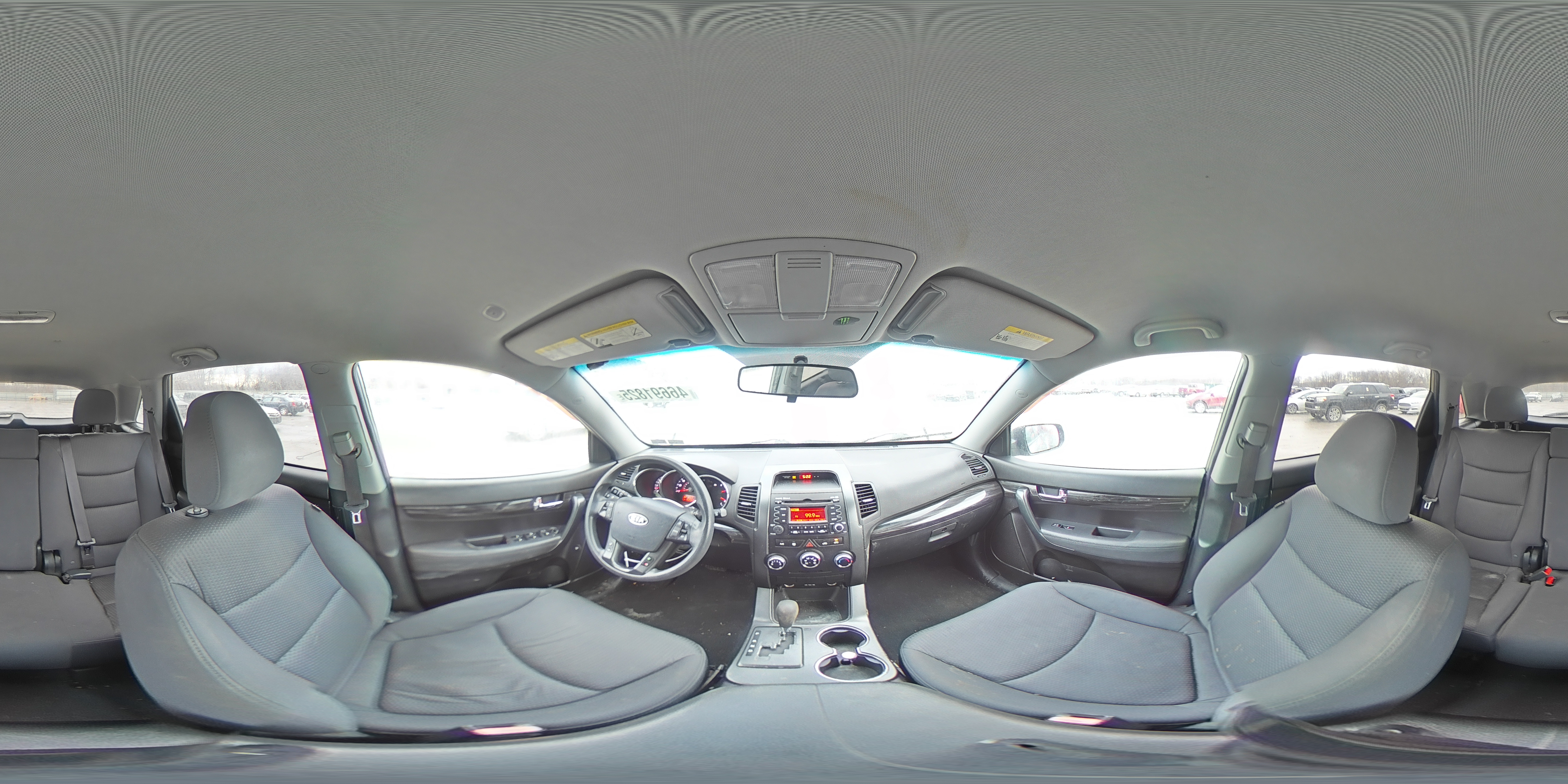 2012 Kia Sorento - Image 13