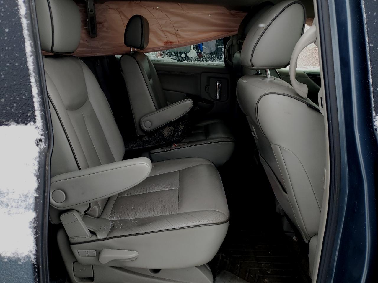 2013 Nissan Quest - Image 10