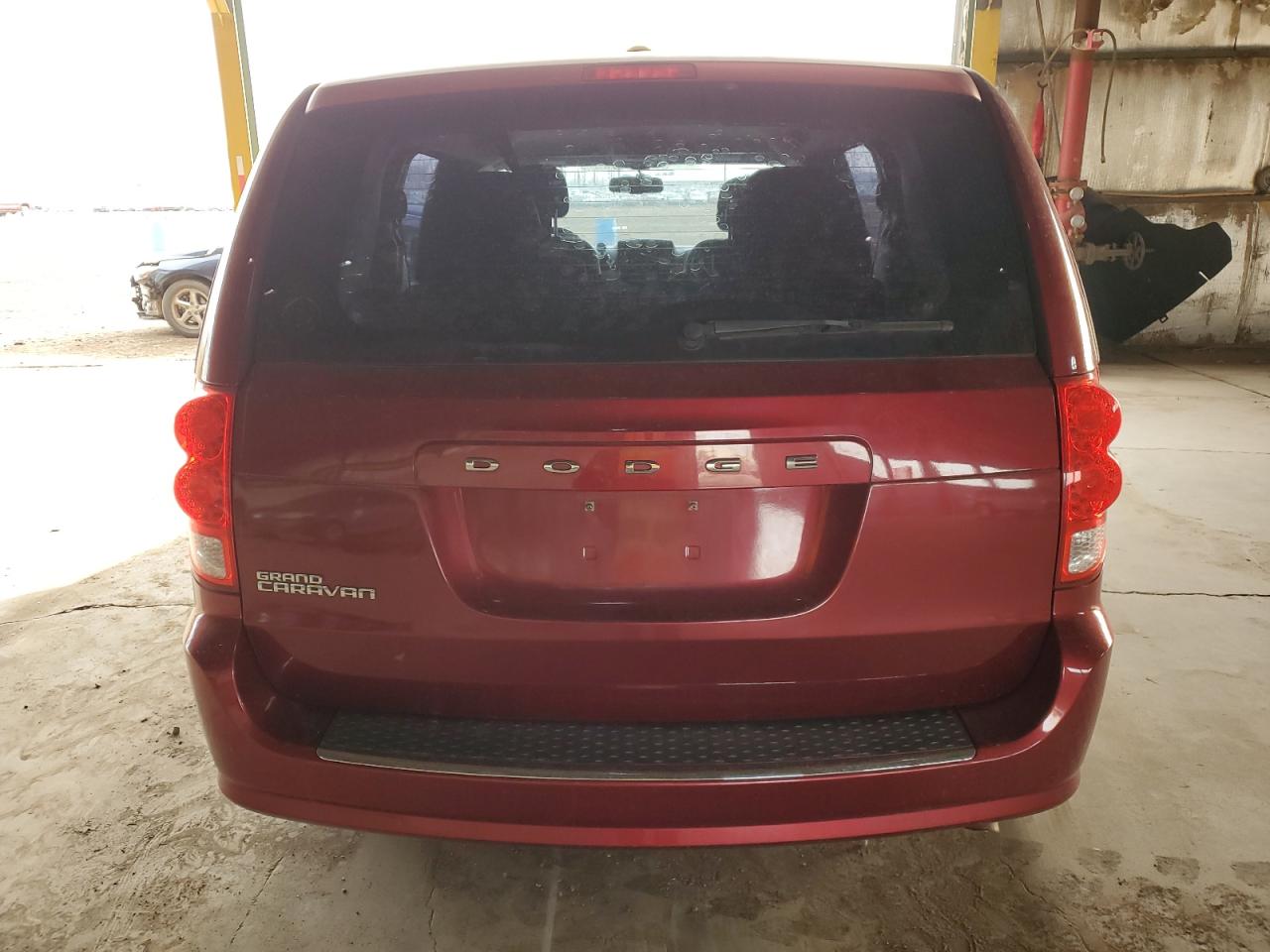 2016 Dodge Caravan - Image 6