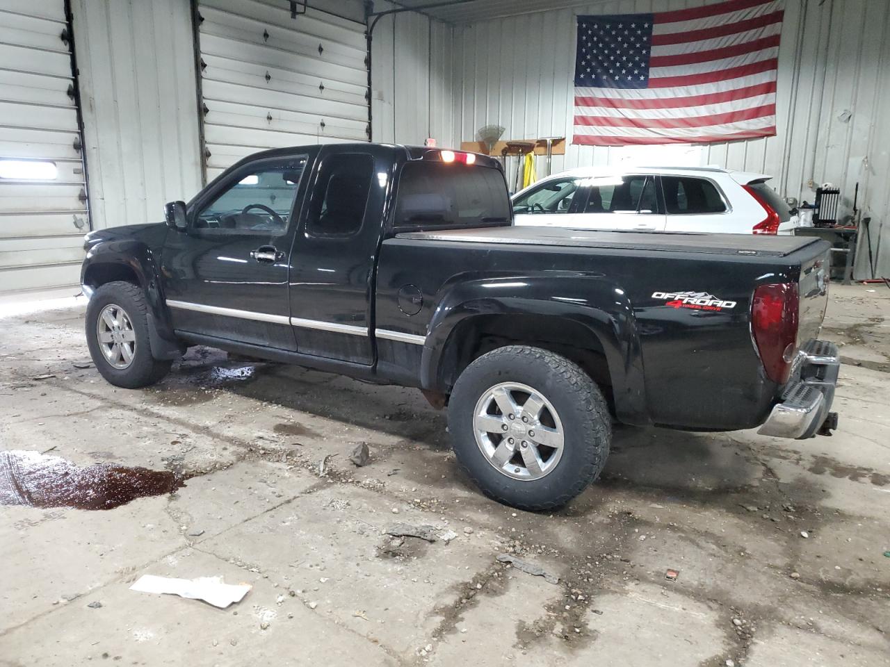 2011 GMC Canyon - Image 2