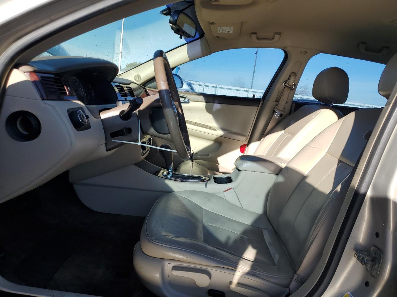 2008 Chevrolet Impala - Image 7