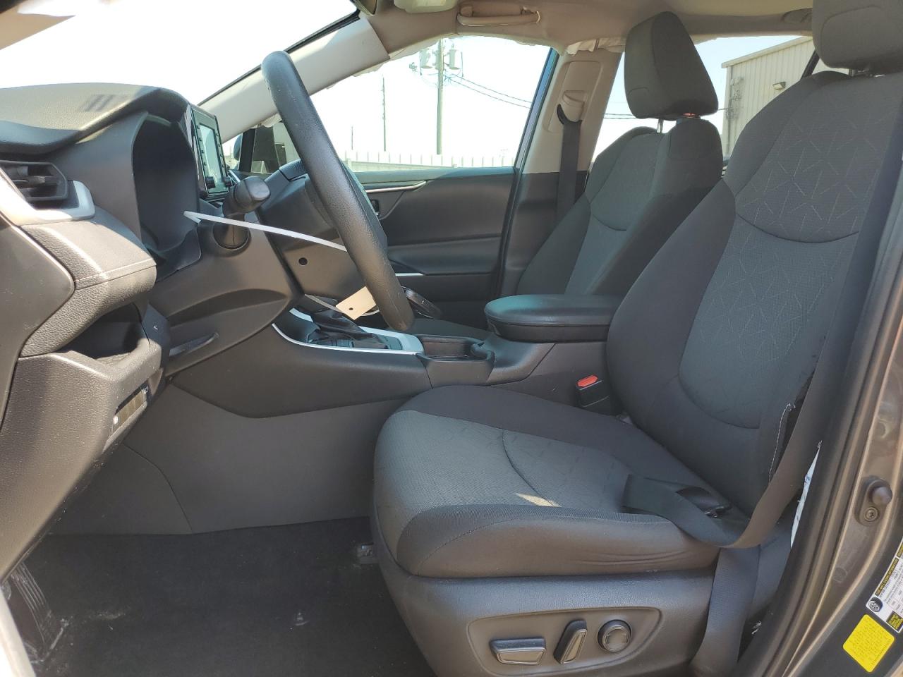 2021 Toyota RAV 4 - Image 7