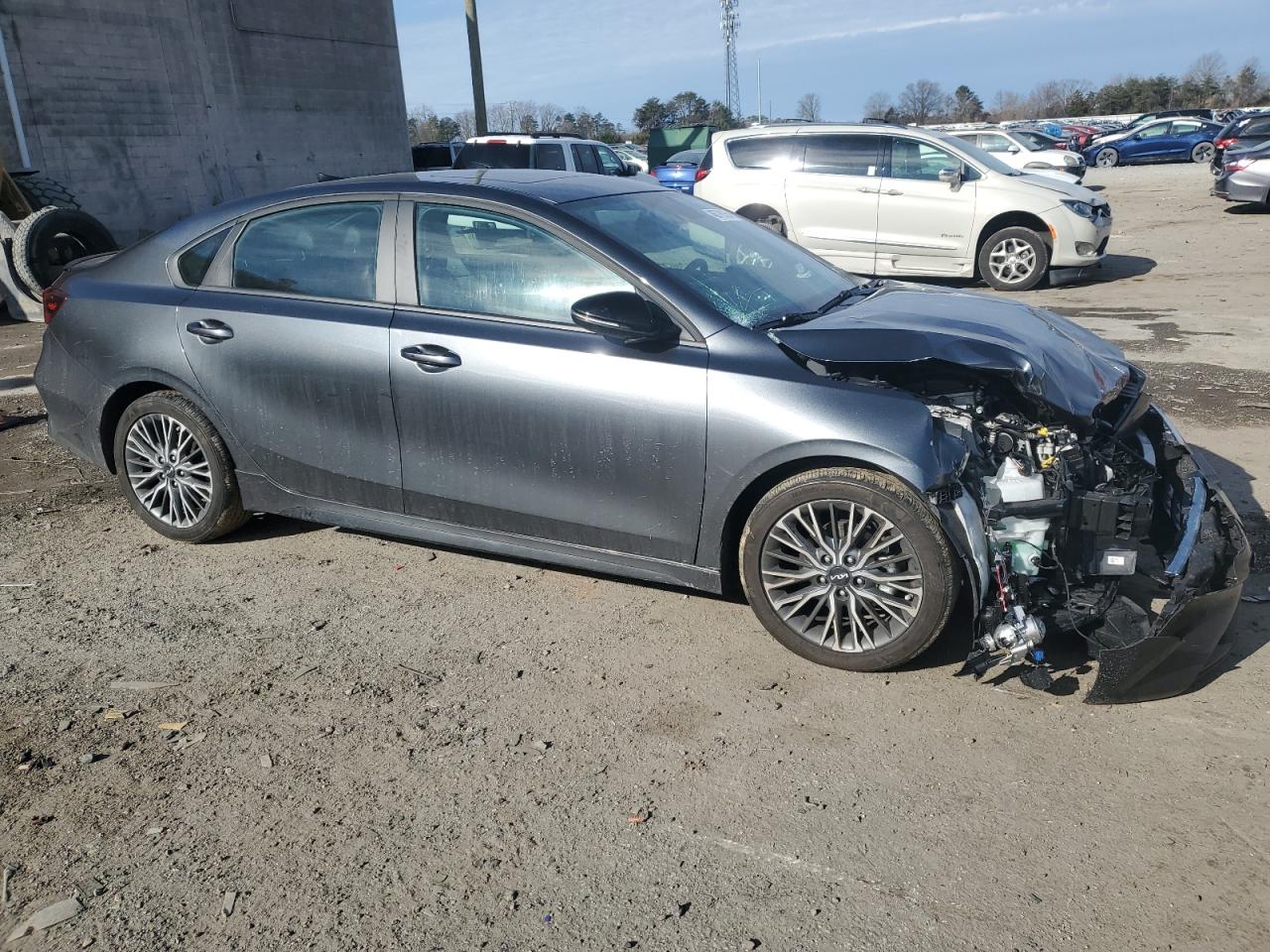 2024 Kia Forte - Image 4