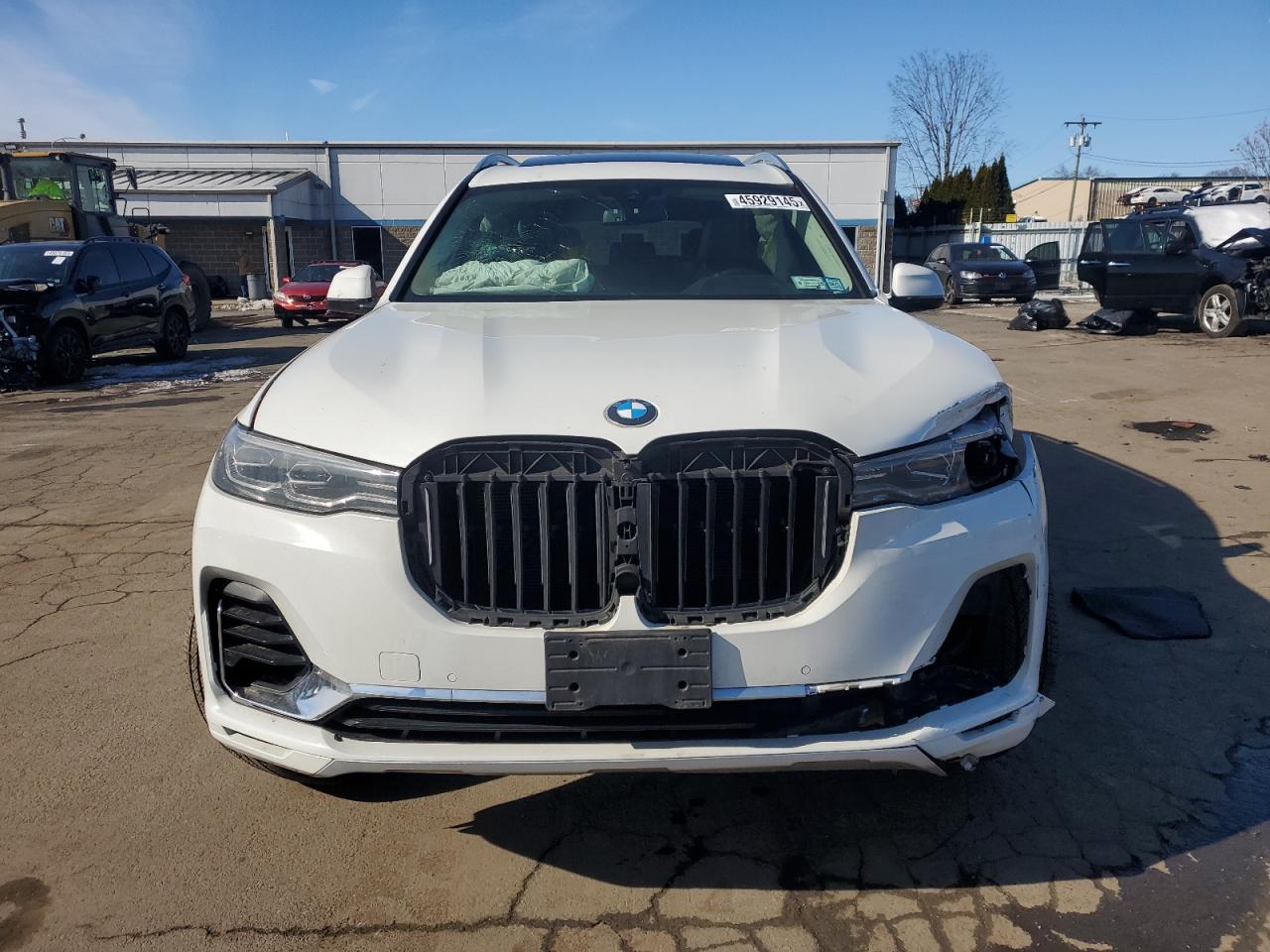 2020 BMW X7 - Image 5