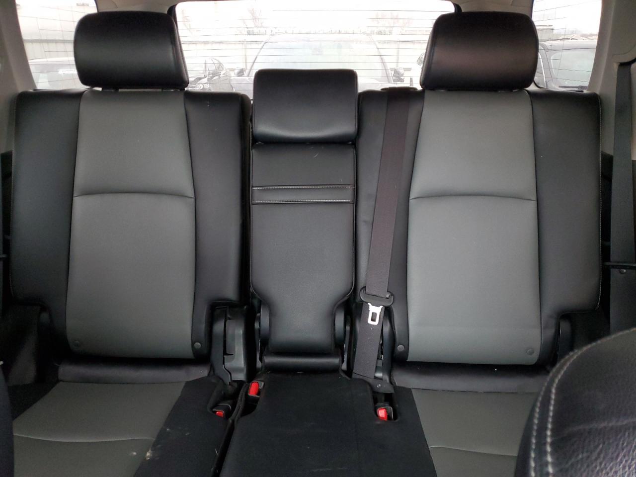 2018 Toyota 4Runner - Image 10