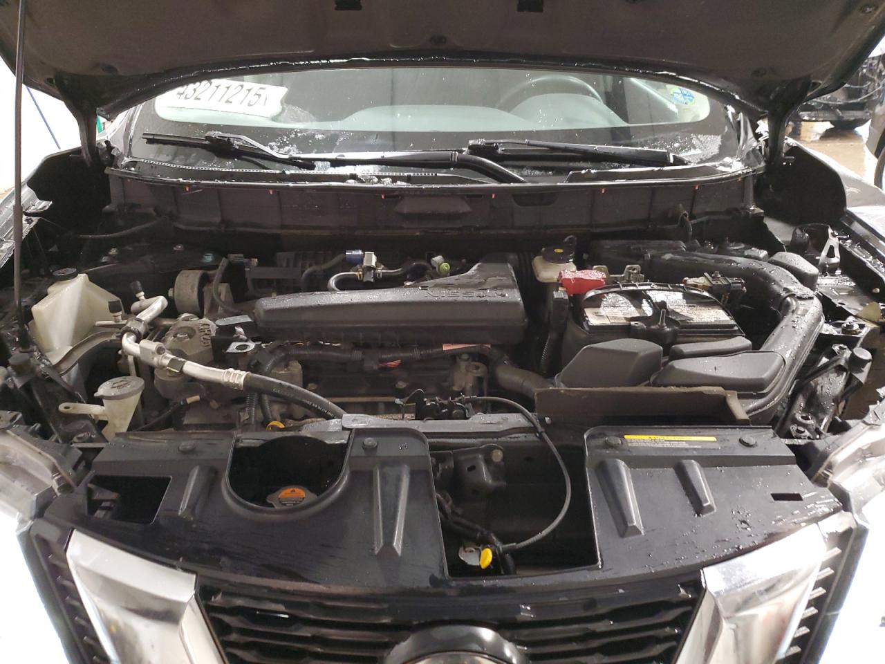 2018 Nissan Rogue - Image 12