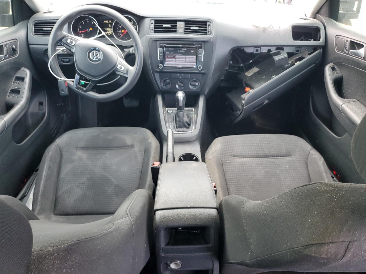 2015 Volkswagen Jetta - Image 8