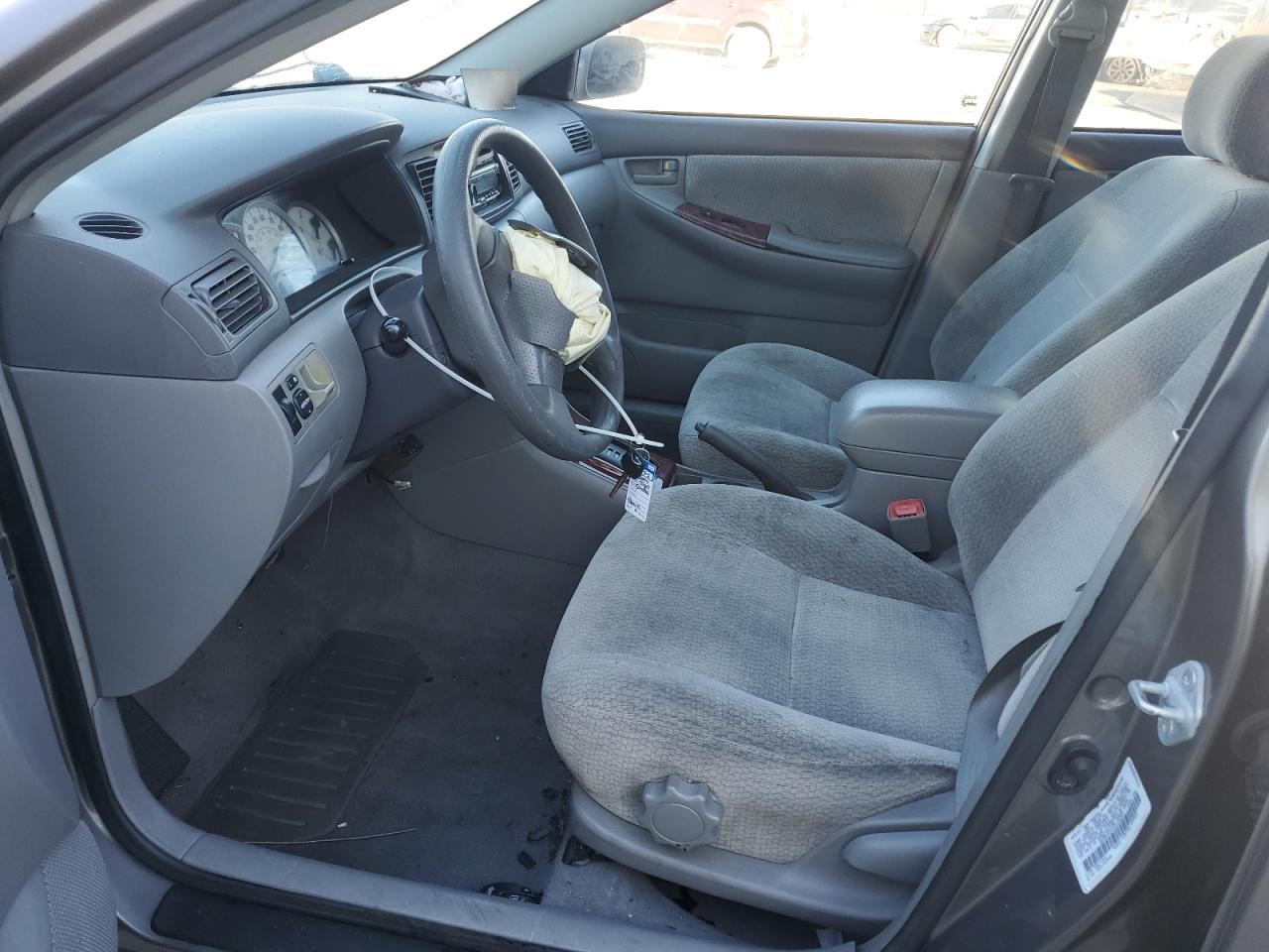 2004 Toyota Corolla - Image 7