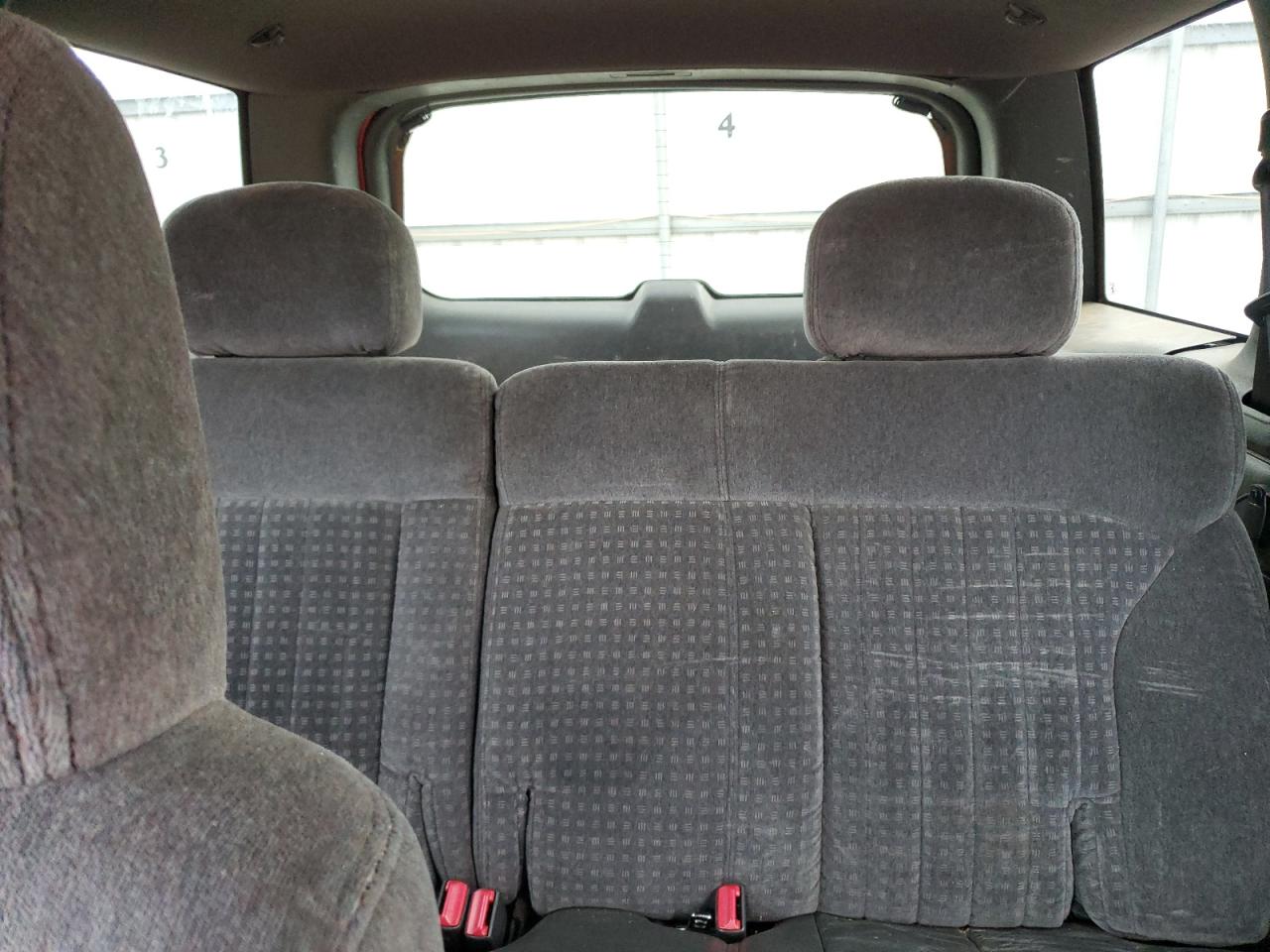 2000 Chevrolet Blazer - Image 10