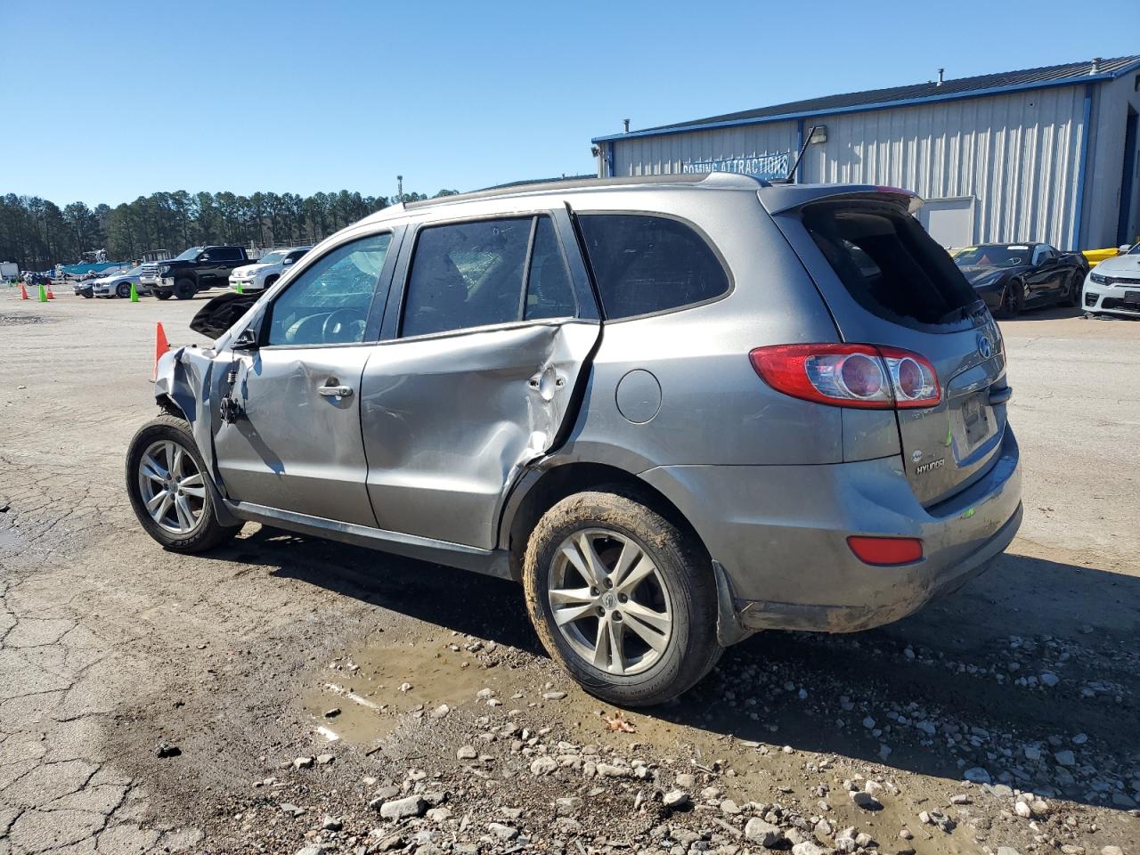 2011 Hyundai Santa Fe - Image 2