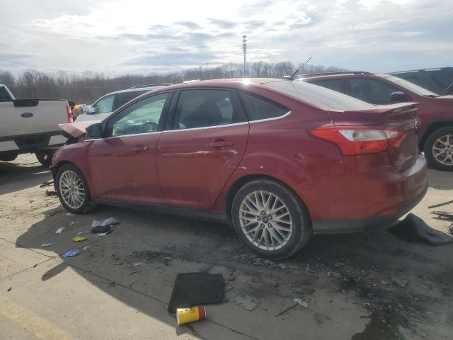 Sedans FORD FOCUS 2013 Czerwony