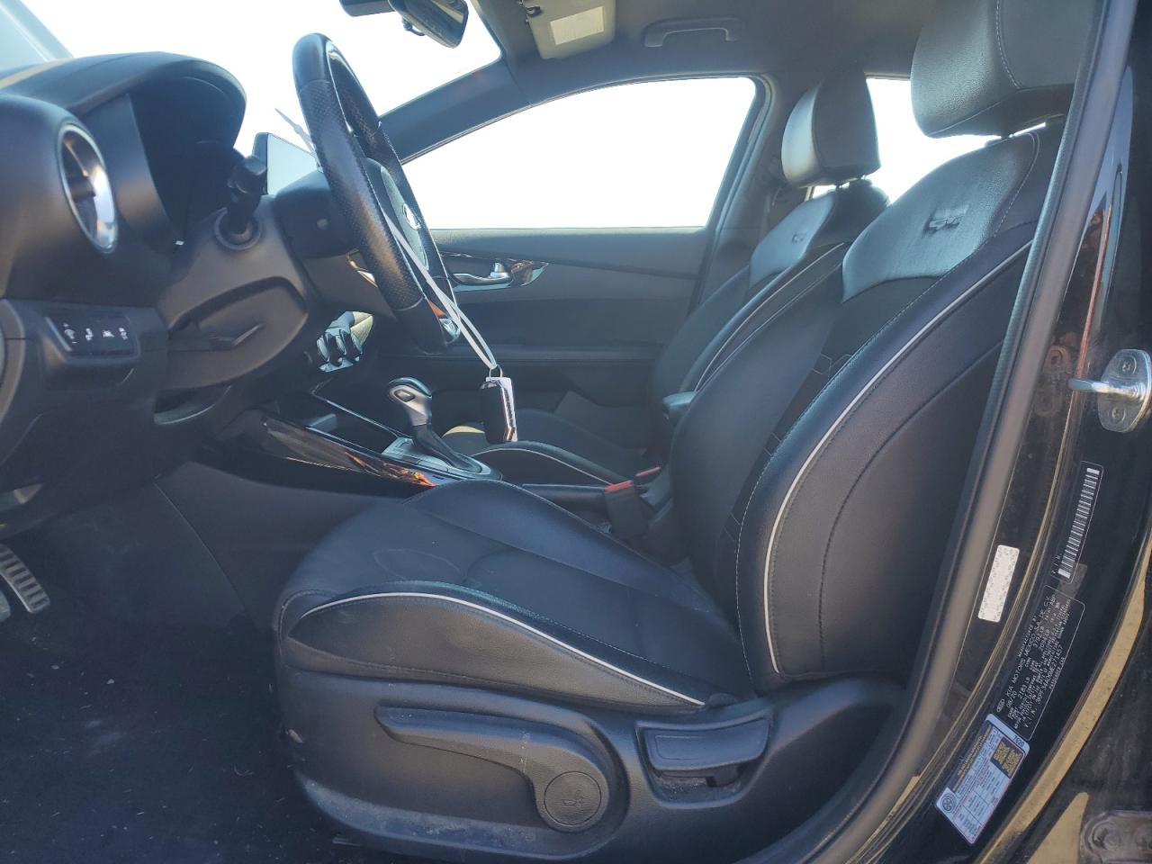 2021 Kia Forte - Image 7