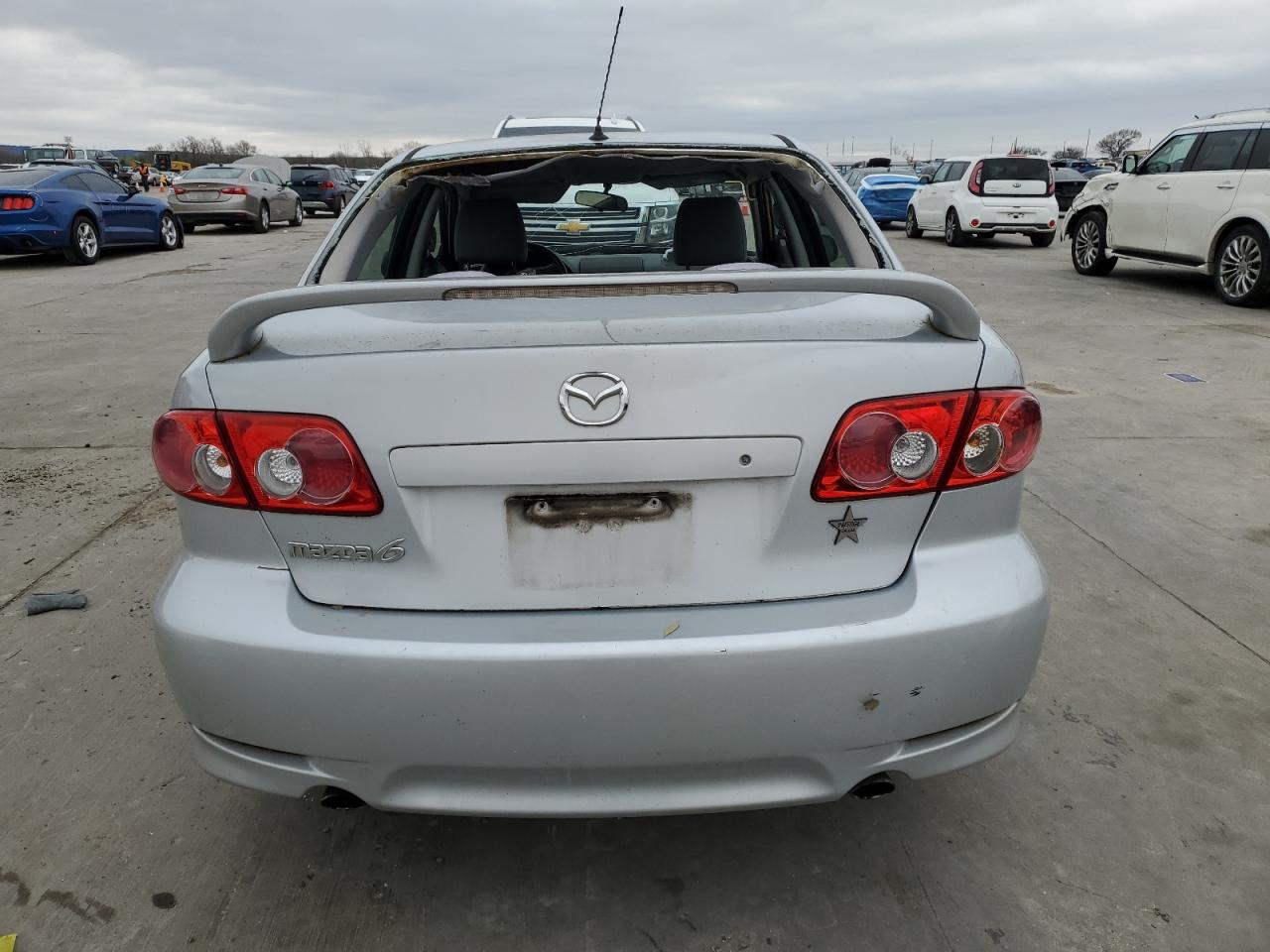 2004 Mazda 6 - Image 6