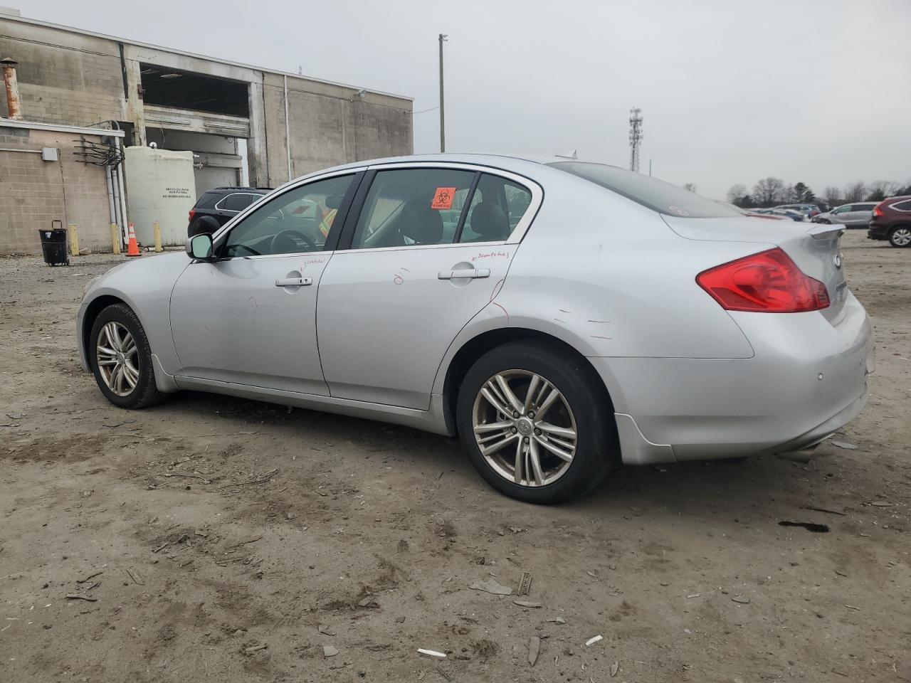 2011 Infiniti G - Image 2