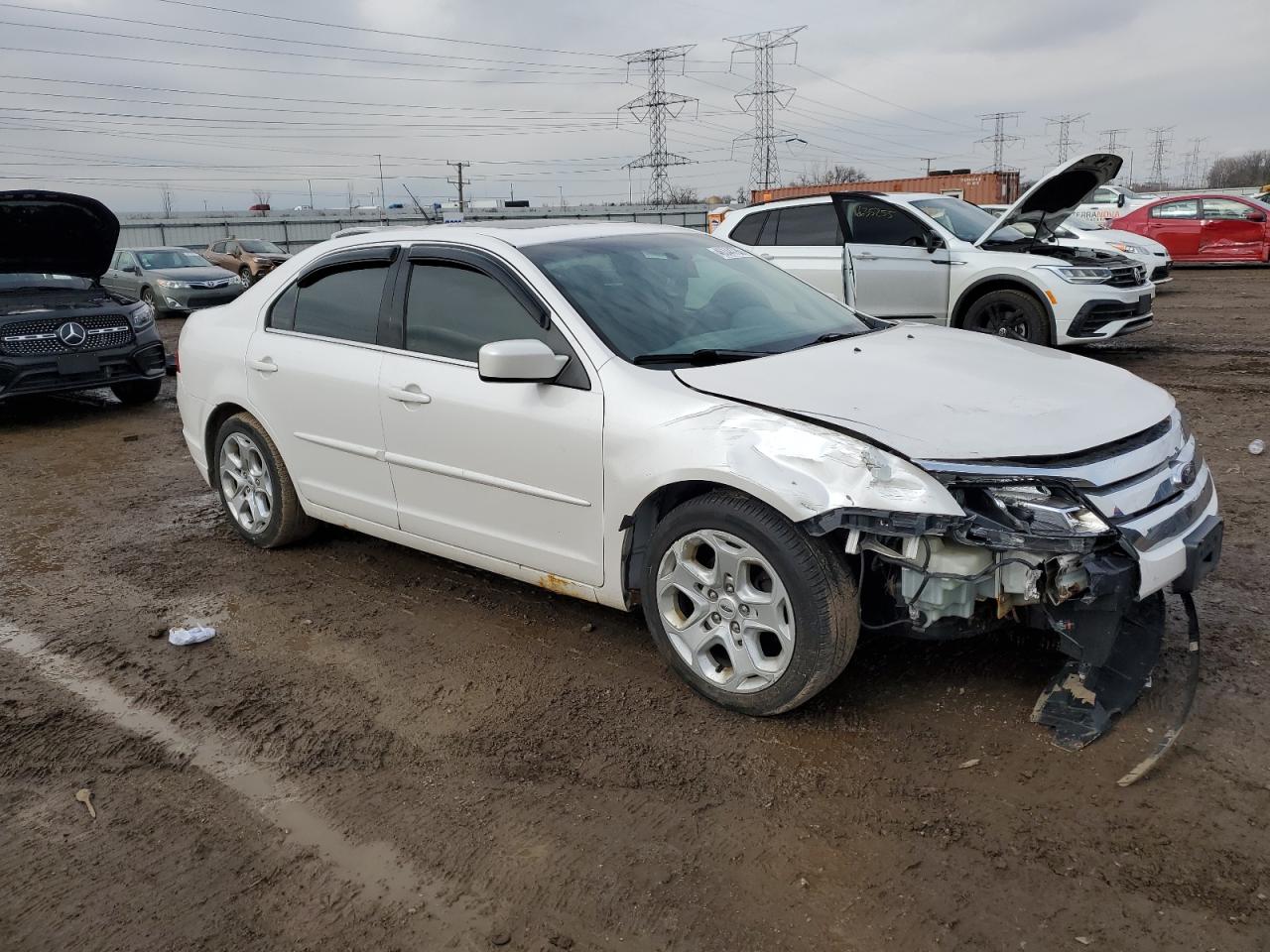 2010 Ford Fusion - Image 4