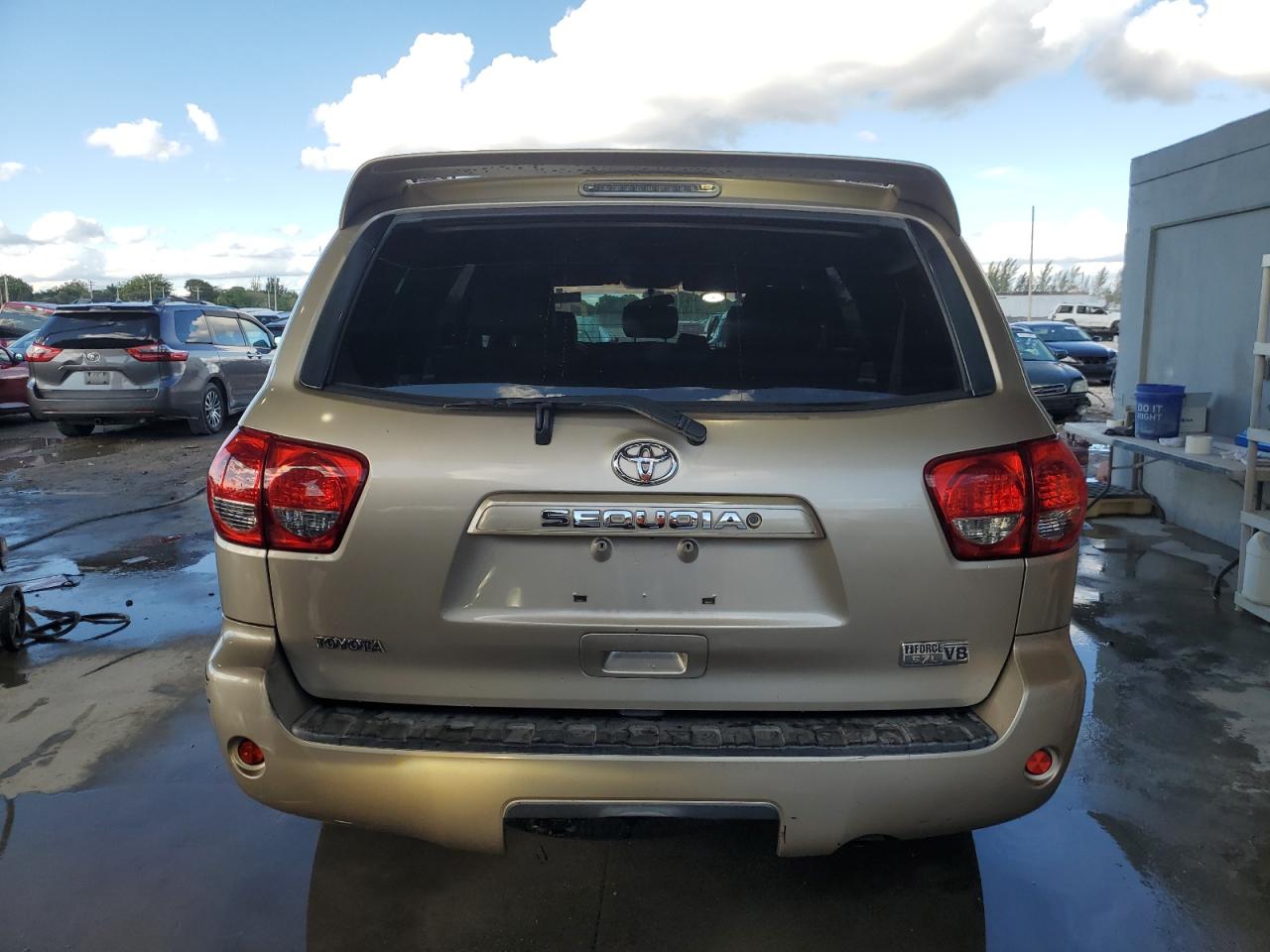2008 Toyota Sequoia - Image 6