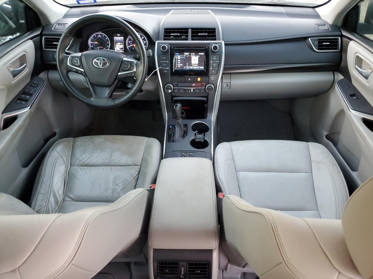 2015 Toyota Camry - Image 8