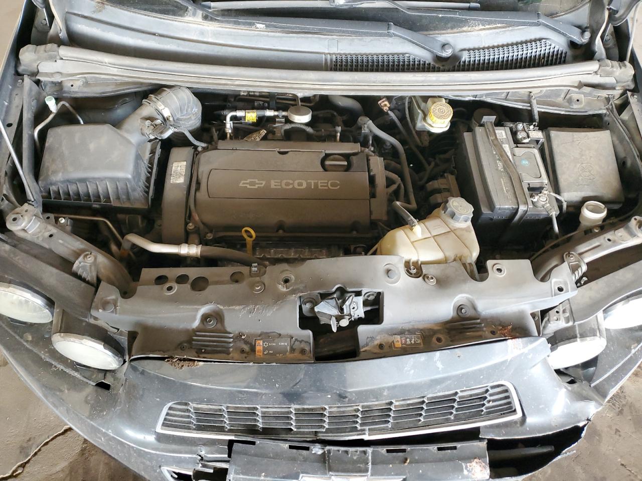 2014 Chevrolet Sonic - Image 11