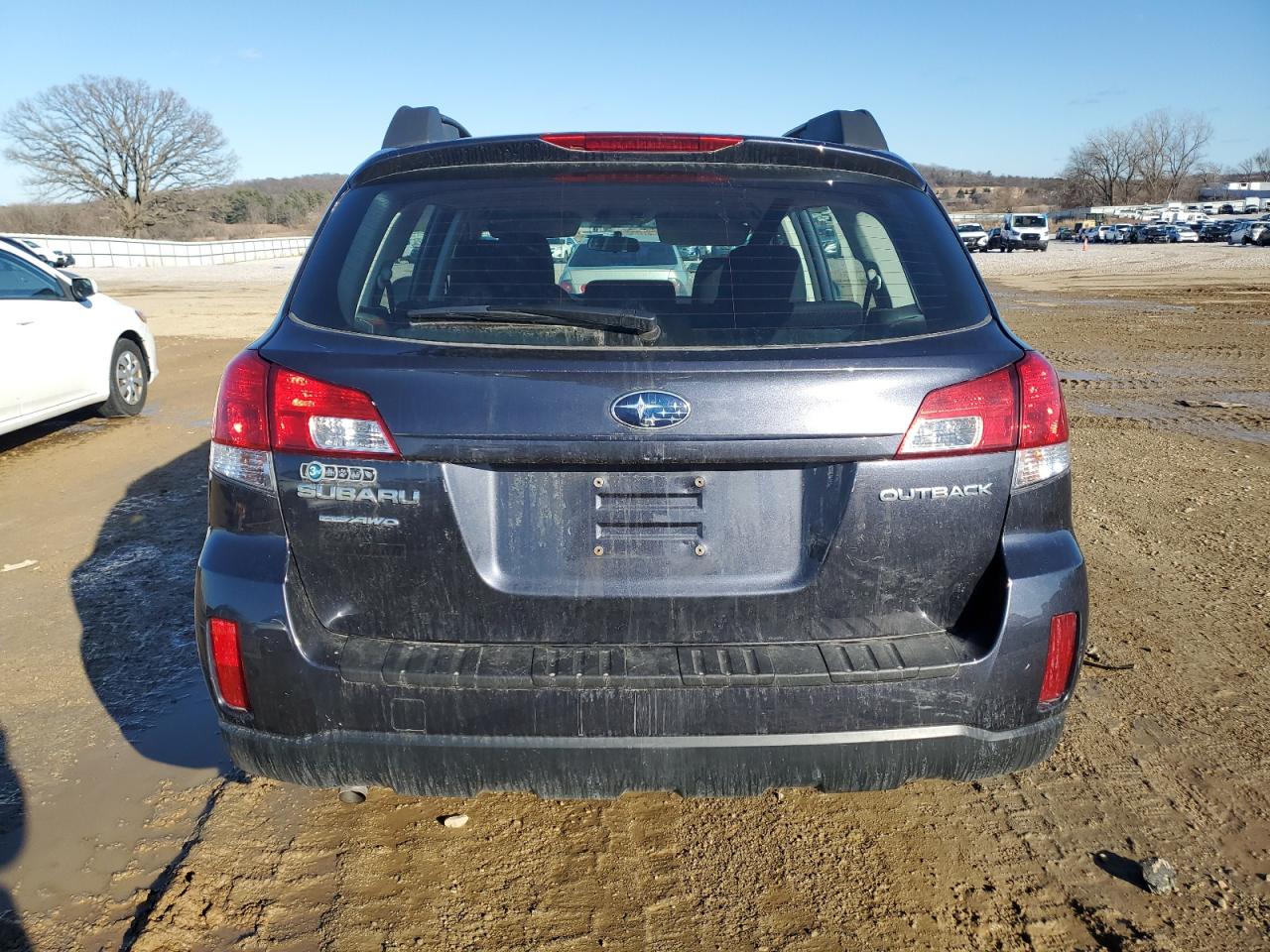 2011 Subaru Outback - Image 6