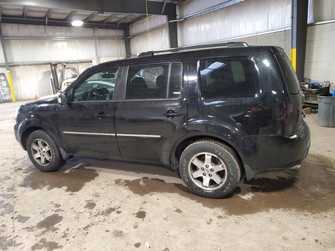 2010 Honda Pilot - Image 2