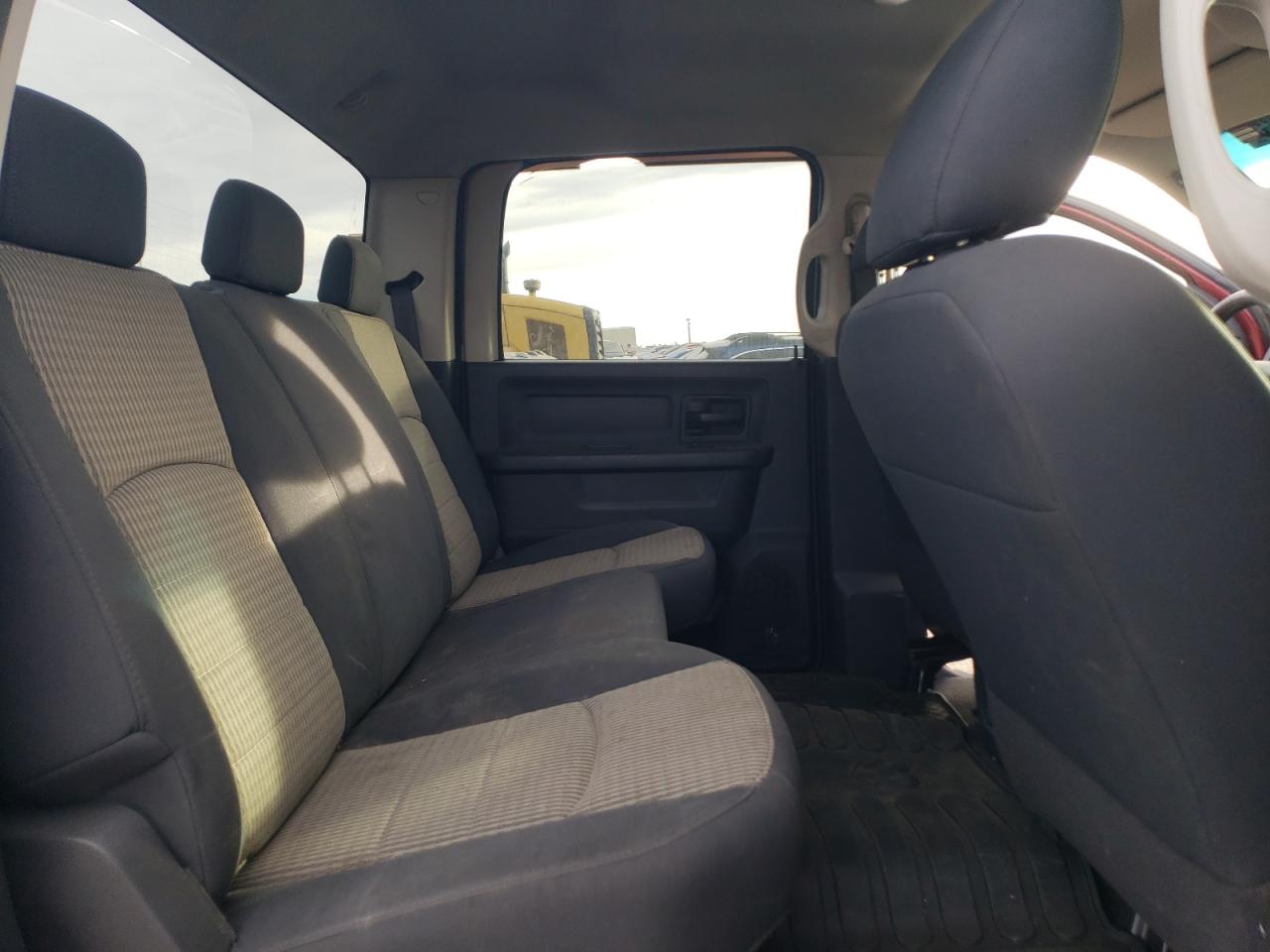 2010 Dodge RAM - Image 11