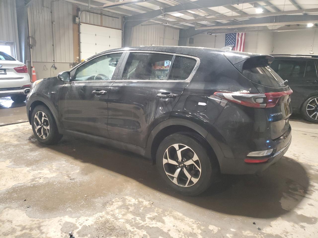 2022 Kia Sportage - Image 2