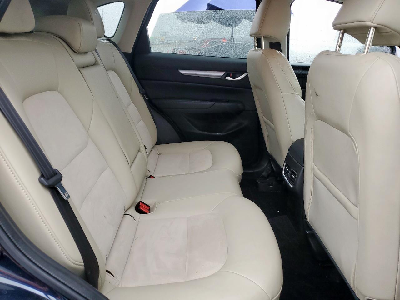 2017 Mazda CX-5 - Image 11
