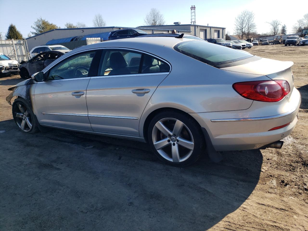 2010 Volkswagen Passat CC - Image 2