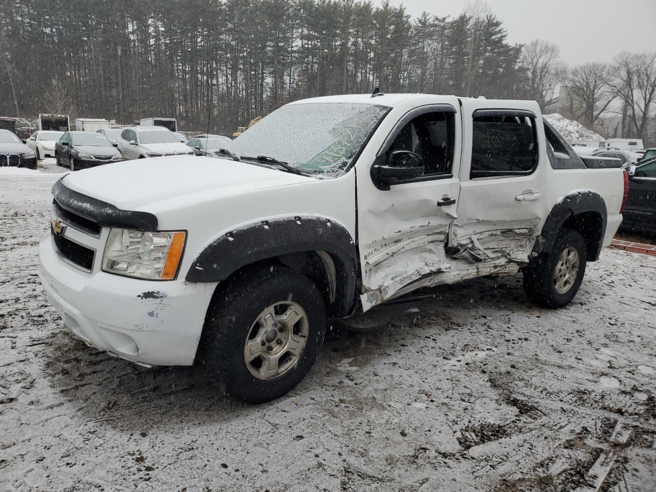 2007 Chevrolet Avalanche - Image 1