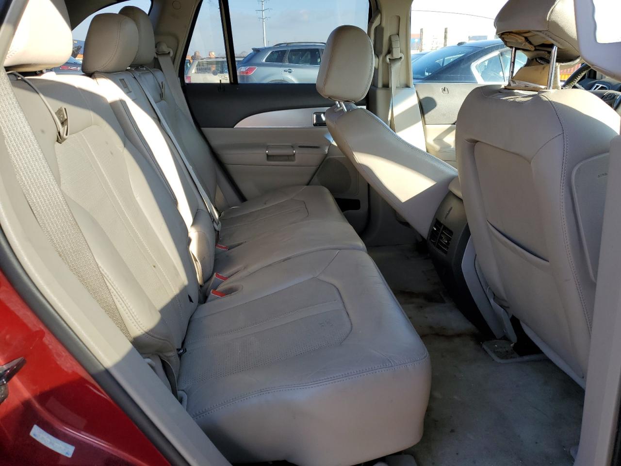 2013 Lincoln MKX - Image 11