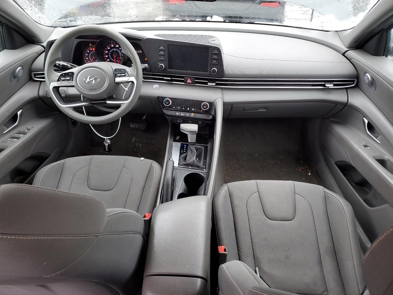 2023 Hyundai Elantra - Image 8
