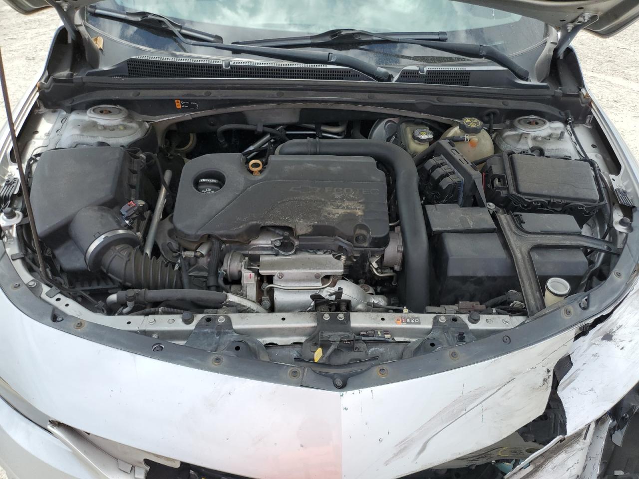 2016 Chevrolet Malibu - Image 12