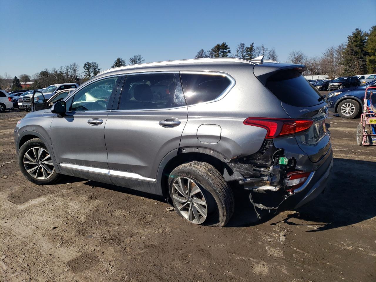 2019 Hyundai Santa Fe - Image 2
