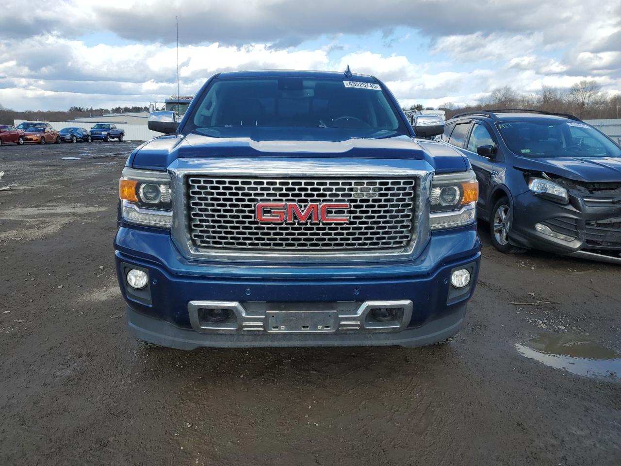 2015 GMC Sierra - Image 5